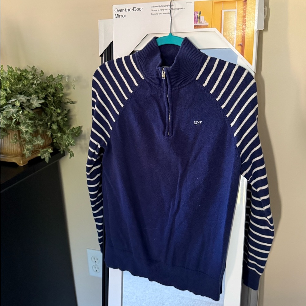 VINEYARD VINES SWEATER- SMALL